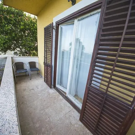 Lavanda Apartman *